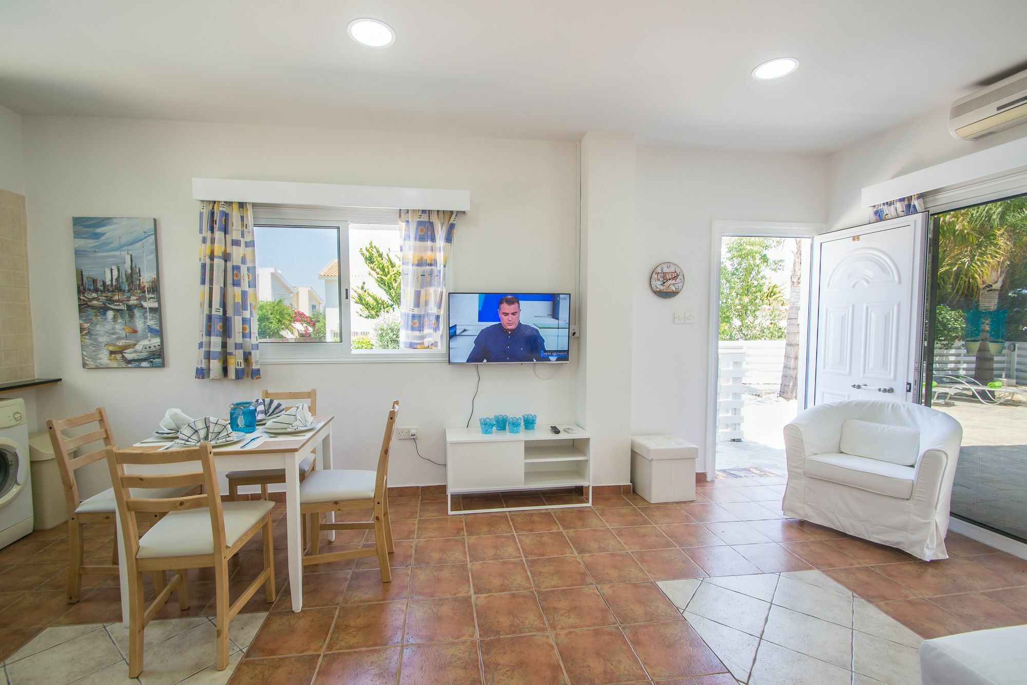 פרוטאראס Saint Elias Family Home מראה חיצוני תמונה